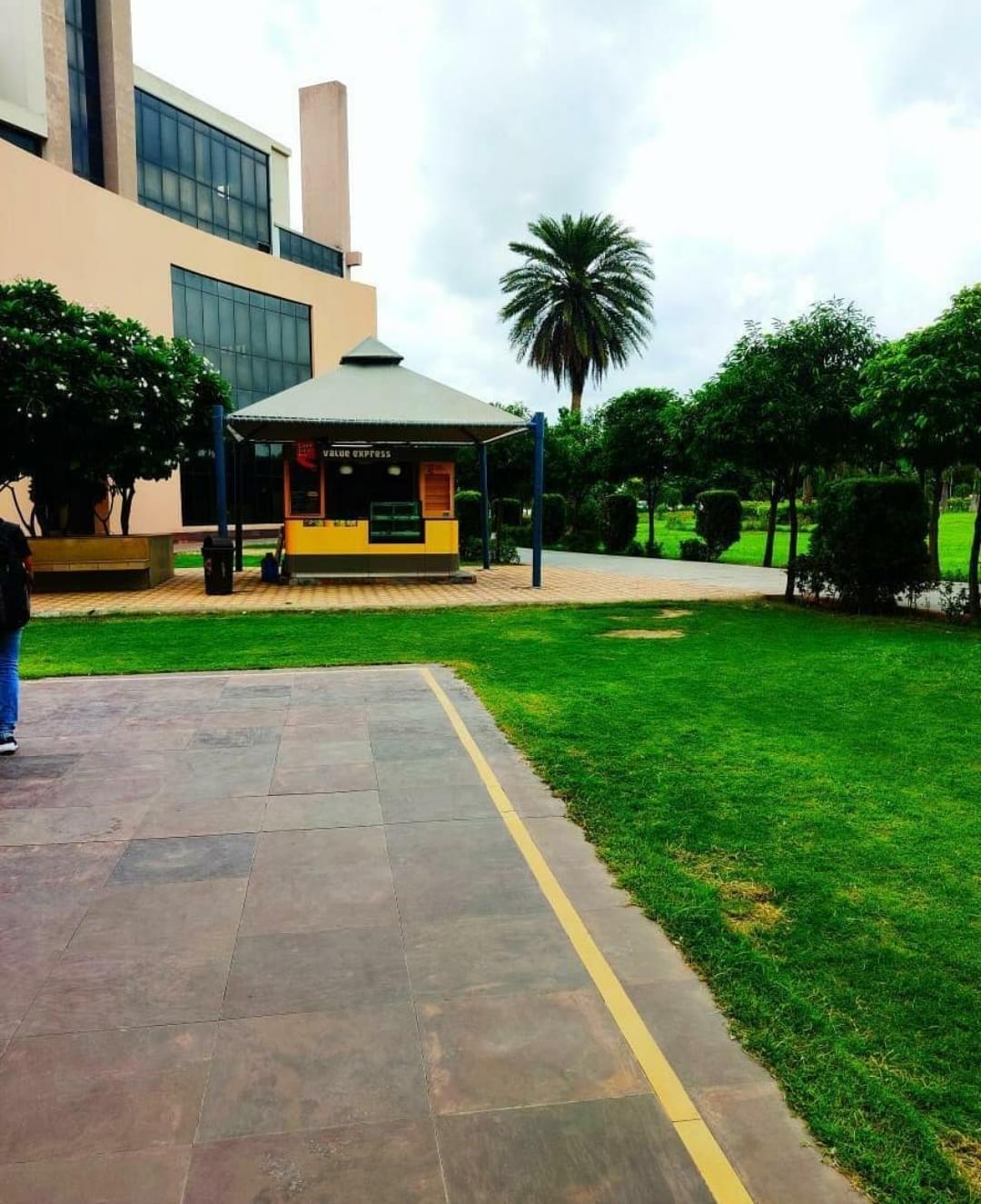 GD Goenka University Gurgaon Academic Building photo 30