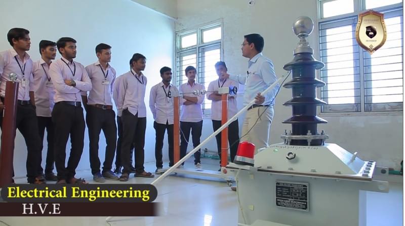 Vidhyadeep Institute of Engineering and Technology Surat Academic Facility photo 2