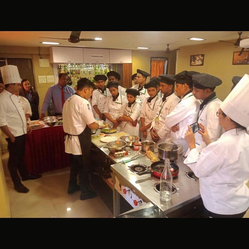 Sahyog College, Thane Campus Life photo 6