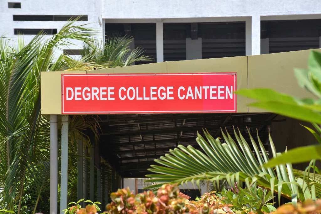 Shree Swami Atmanand Saraswati Institute of Technology Surat Cafeteria photo 4