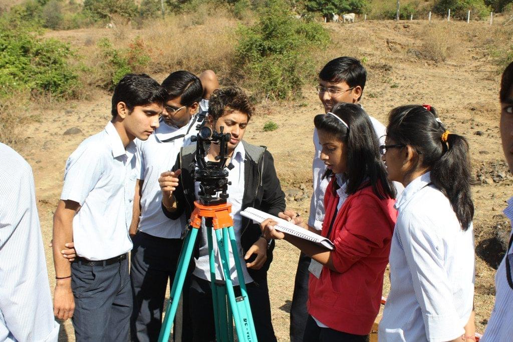 Shree Swami Atmanand Saraswati Institute of Technology Surat Academic Facility photo 14