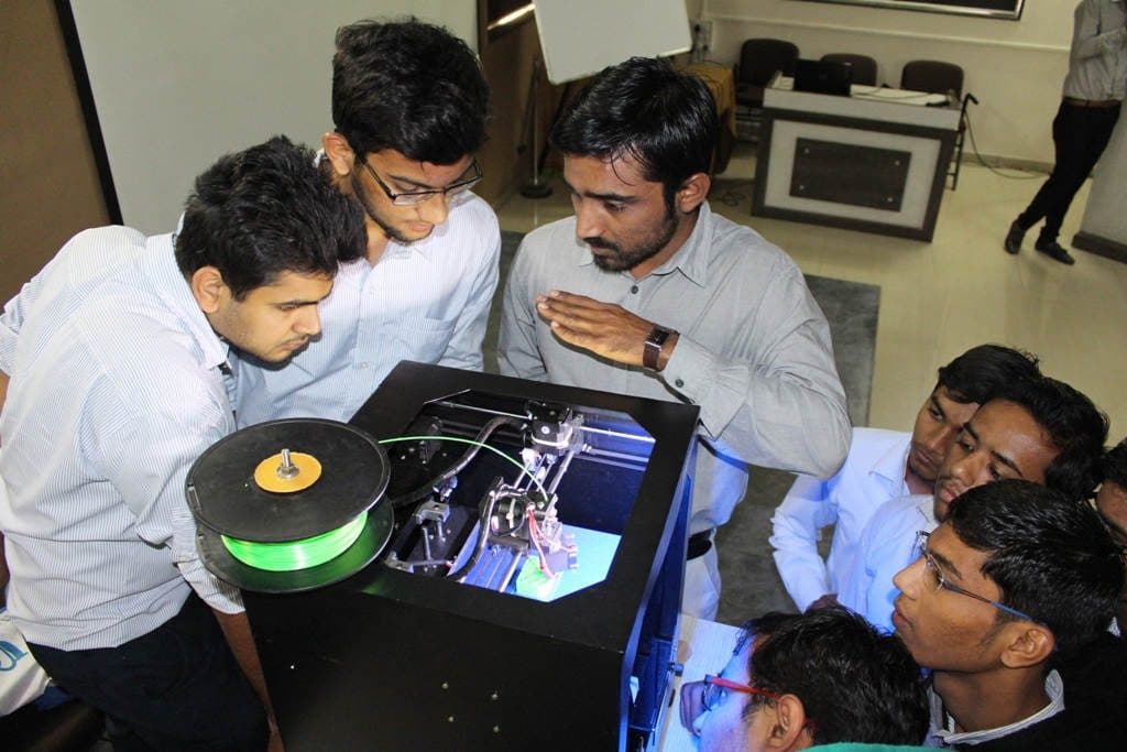 Shree Swami Atmanand Saraswati Institute of Technology Surat Academic Facility photo 29