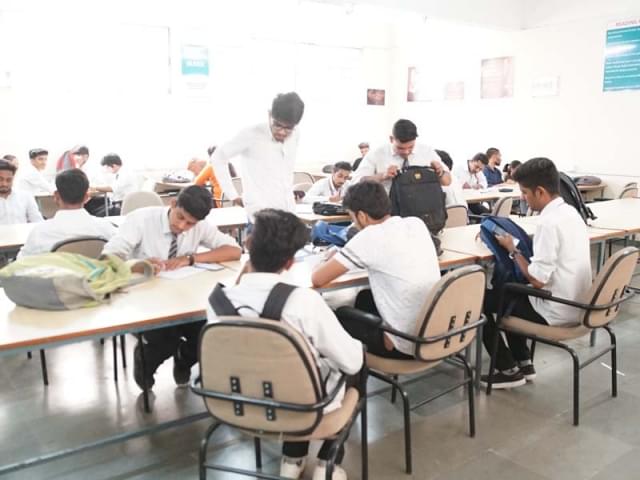 AISSMSCOE Library Lab photo 2