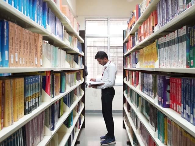 AISSMSCOE Library Lab photo 6