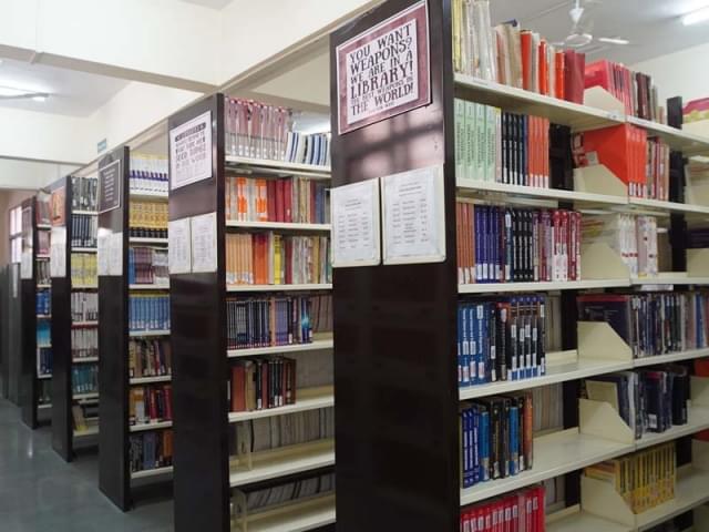 AISSMSCOE Library Lab photo 8