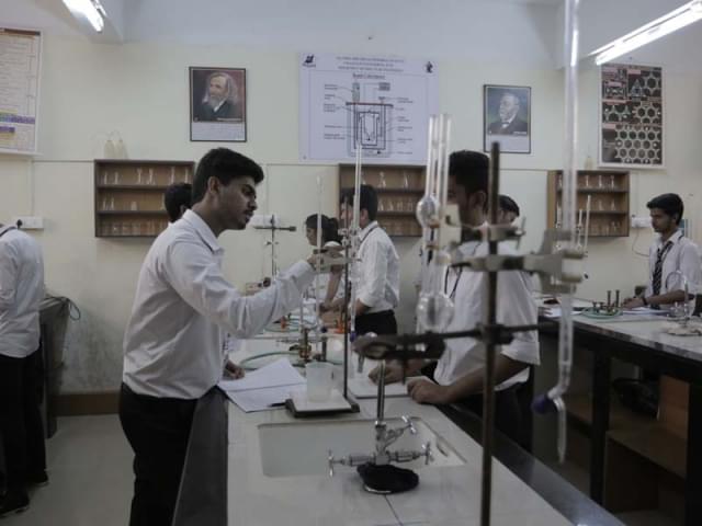 AISSMSCOE Library Lab photo 14