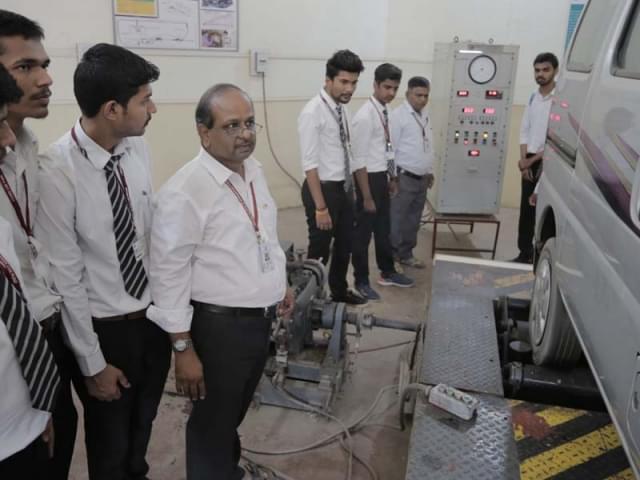 AISSMSCOE Library Lab photo 17