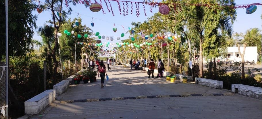 Vidhyadeep Institute of Computer and Information Technology Surat Facilities photo 2