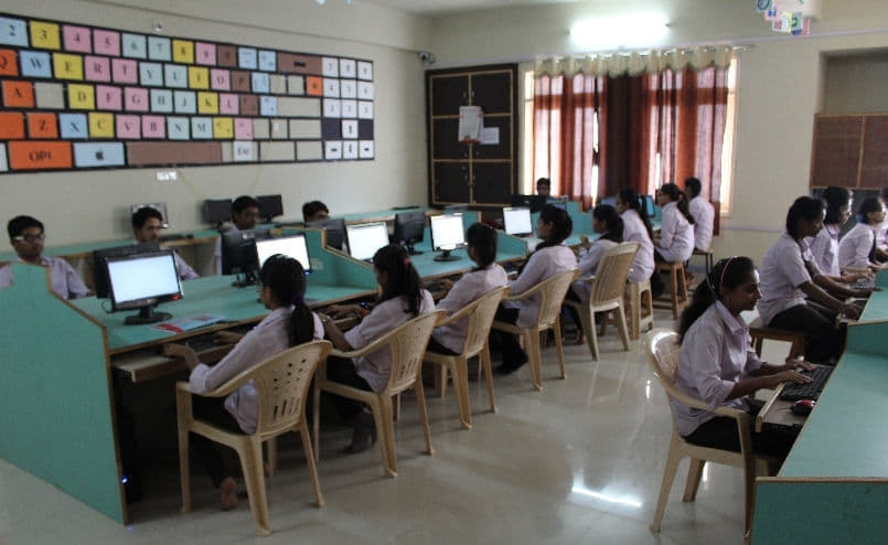 Vidhyadeep Institute of Computer and Information Technology Surat Facilities photo 8