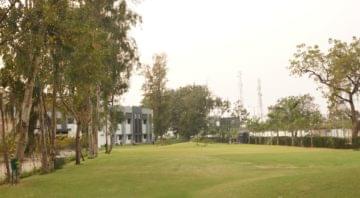 Sumandeep Vidyapeeth Vadodara Academic Building photo 5