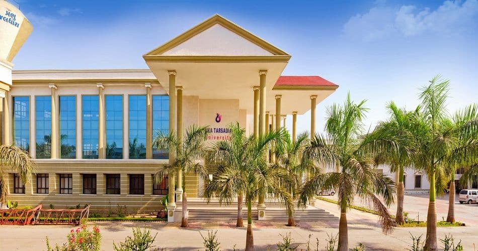 Uka Tarsadia University Bardoli Campus photo 7