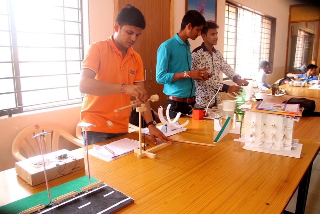 R.N.G. Patel Institute of Technology Bardoli Events photo 17