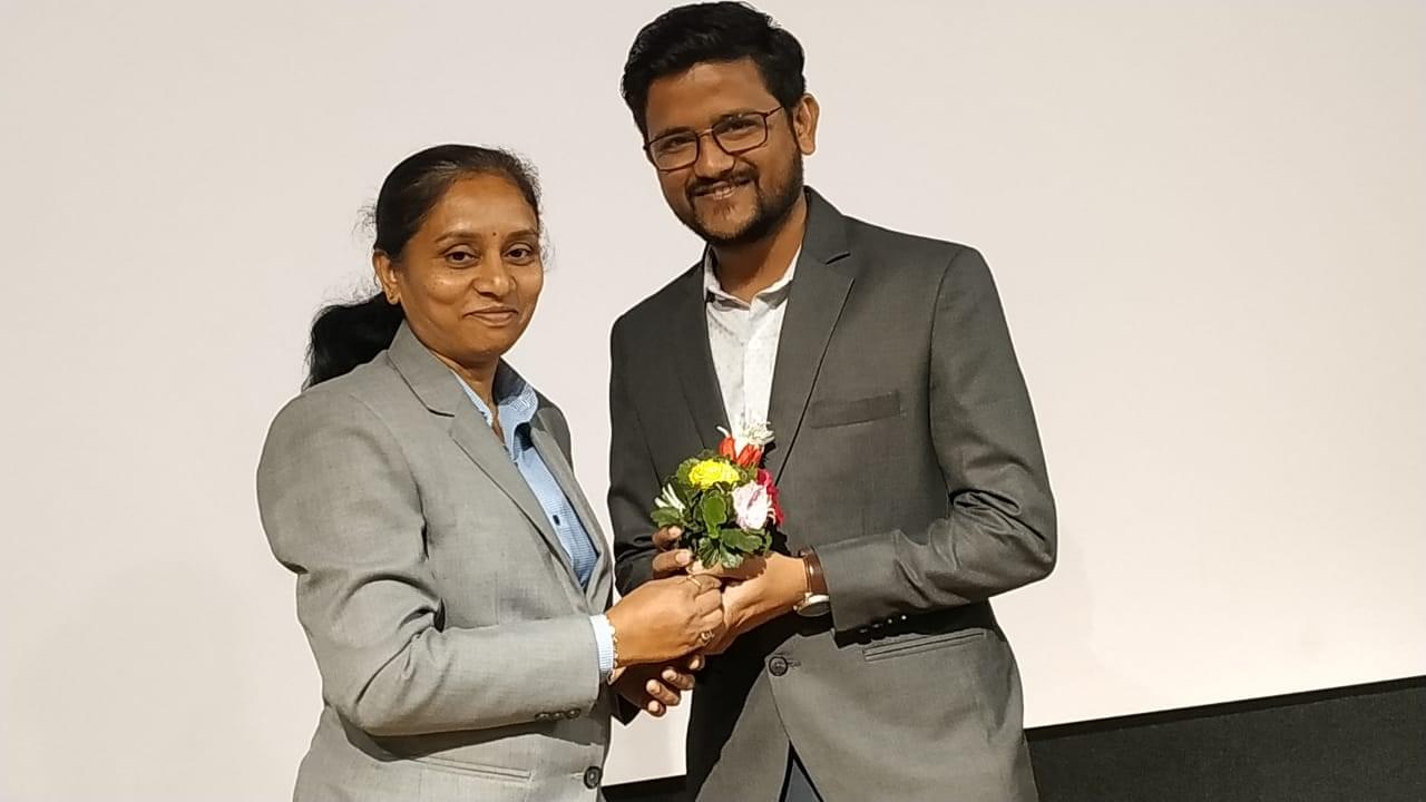 Bhulabhai Vanmalibhai Patel Institute Of Commerce, Uka Tarsadia University Bardoli Events and Cultural Activities photo 10