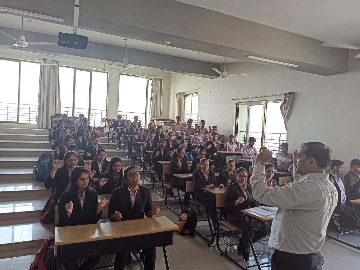 Bhulabhai Vanmalibhai Patel Institute Of Commerce, Uka Tarsadia University Bardoli Events and Cultural Activities photo 17