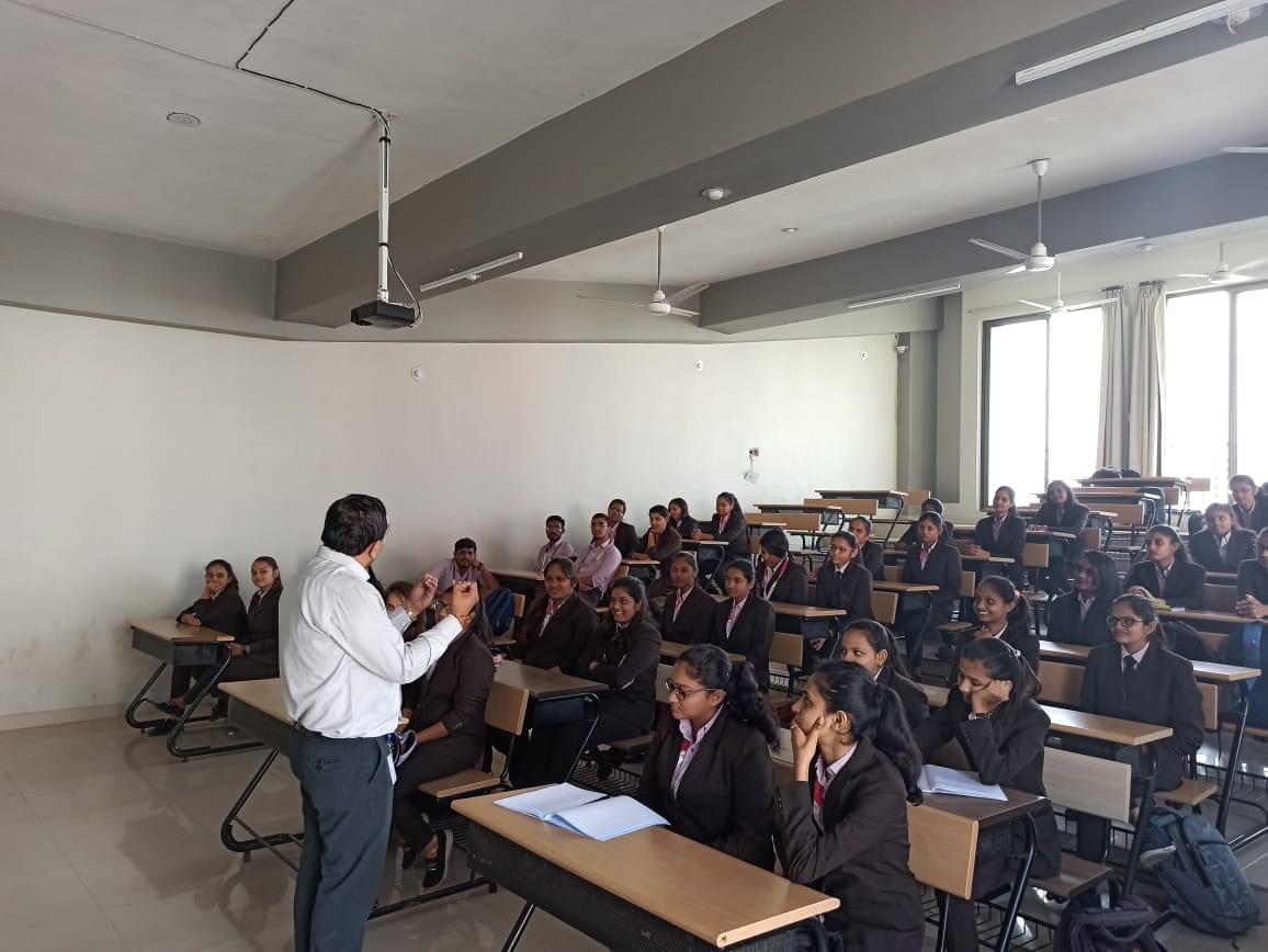 Bhulabhai Vanmalibhai Patel Institute Of Commerce, Uka Tarsadia University Bardoli Events and Cultural Activities photo 18