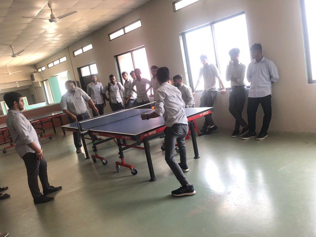 Bhulabhai Vanmalibhai Patel Institute Of Computer Science, Uka Tarsadia University Bardoli Indoor Game photo 5