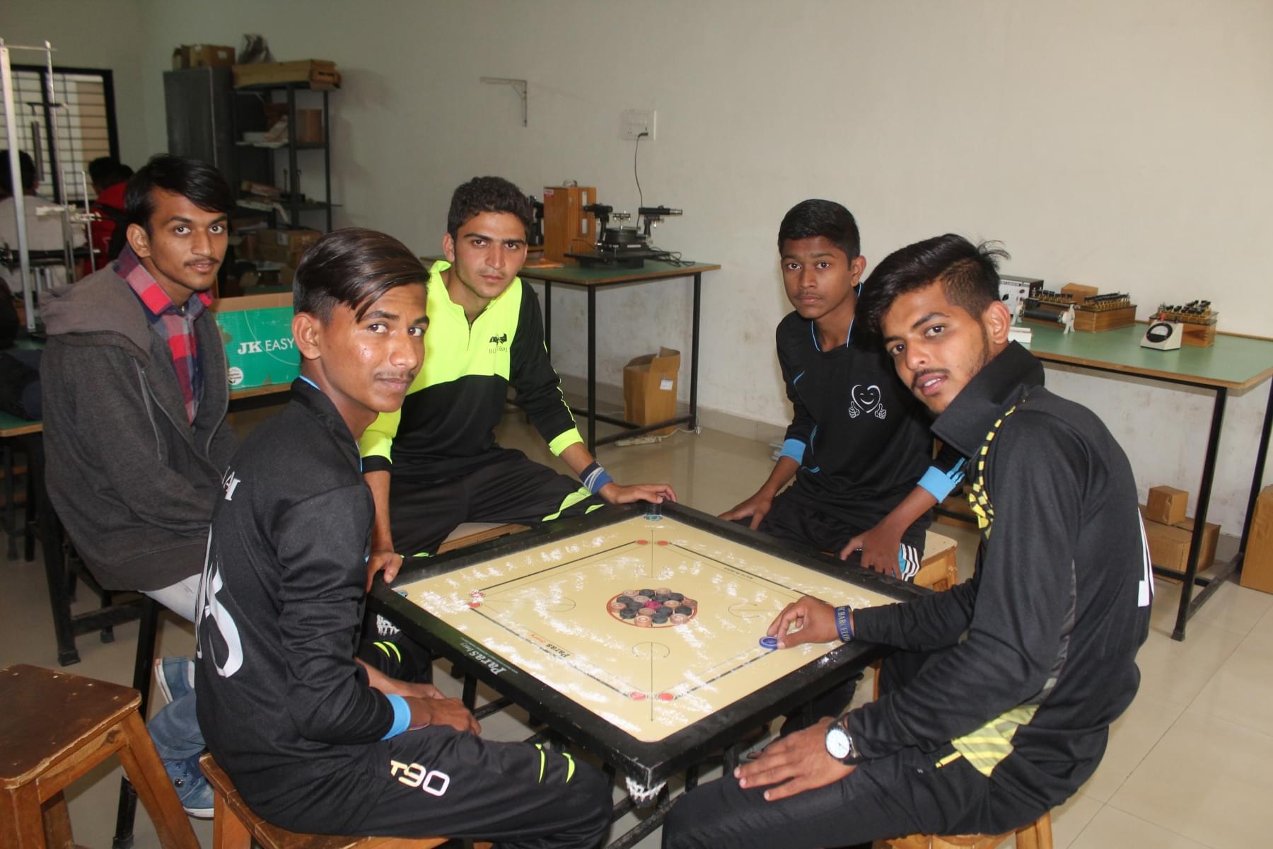 Vidhyadeep Institute of Science Surat Sports photo 7
