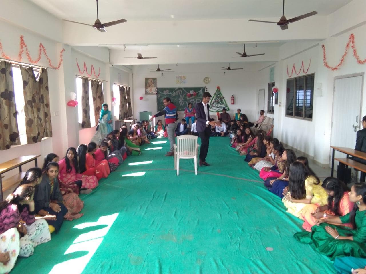 S.R. Patel B.ed College Surat Extra Curriculars photo 3