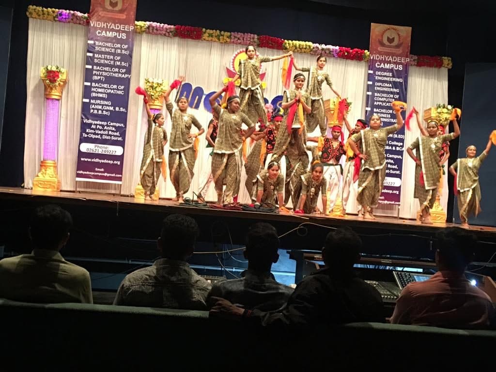 S.R. Patel B.ed College Surat Extra Curriculars photo 12