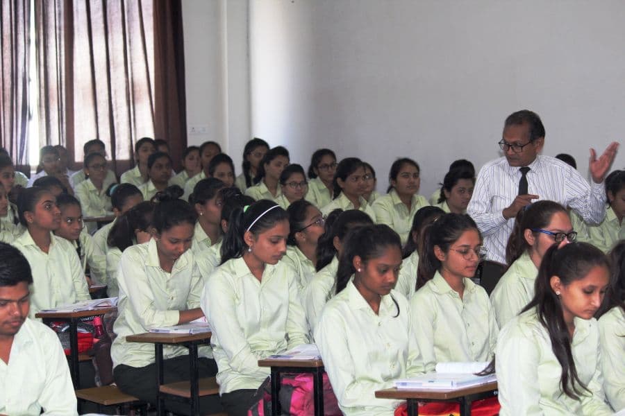 Vidhyadeep Homoeopathic Medical College & Research Center Surat Campus Life photo 2