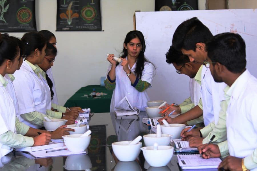 Vidhyadeep Homoeopathic Medical College & Research Center Surat Campus Life photo 9