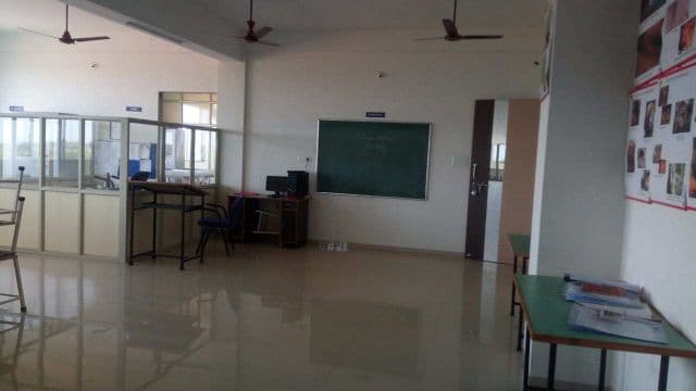 Vidhyadeep Homoeopathic Medical College & Research Center Surat Campus Life photo 17