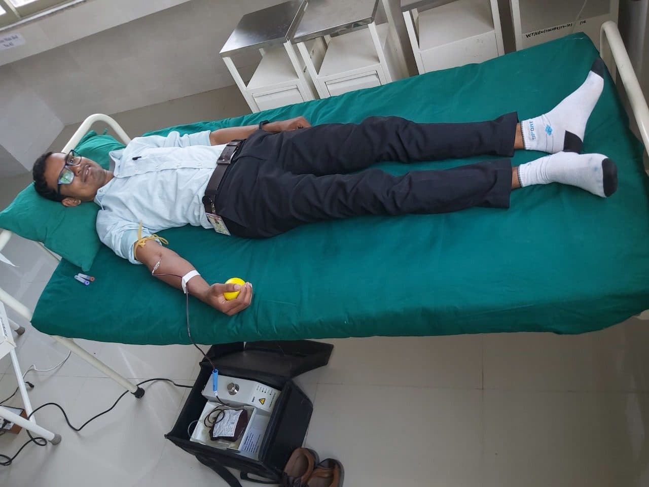 Vidhyadeep Homoeopathic Medical College & Research Center Surat Blood Donation Camp photo 2