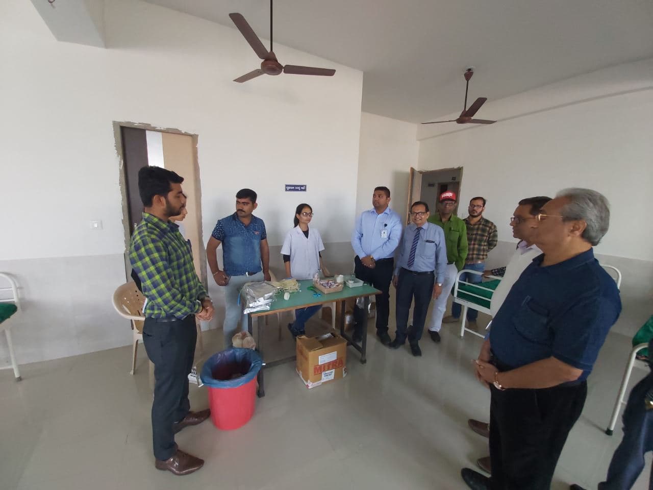 Vidhyadeep Homoeopathic Medical College & Research Center Surat Blood Donation Camp photo 3