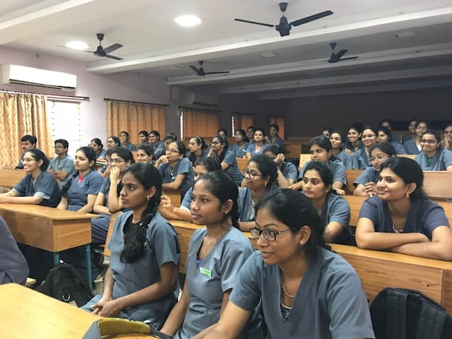Vishnu Dental College Bhimavaram Classroom Teaching Facilities photo 7
