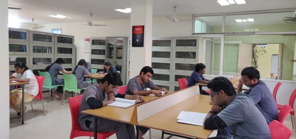 Vishnu Dental College Bhimavaram Library photo 12