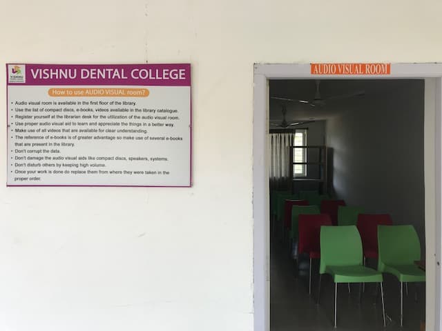 Vishnu Dental College Bhimavaram Library photo 17