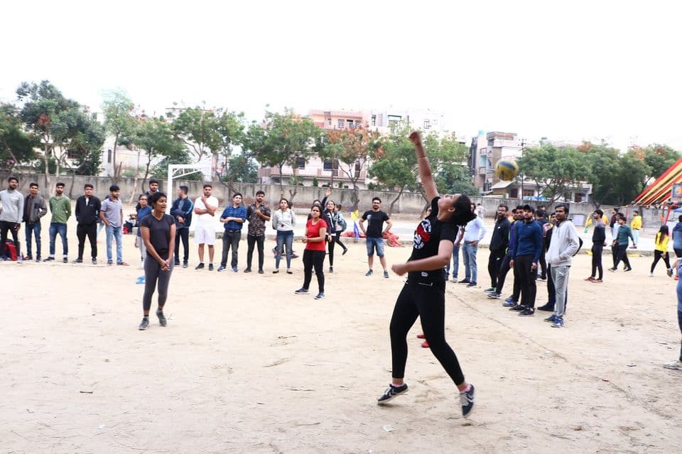 Santosh Institute of Allied Health Sciences Ghaziabad Campus Life photo 30