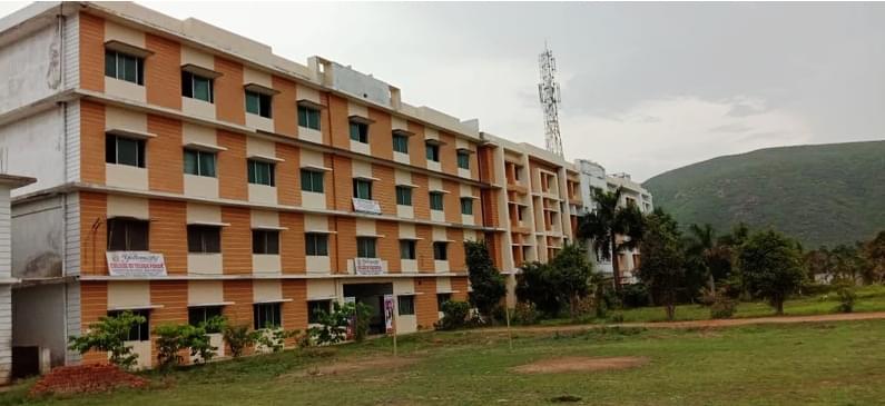 Yalamarty Pharmacy College Visakhapatnam Campus photo 2