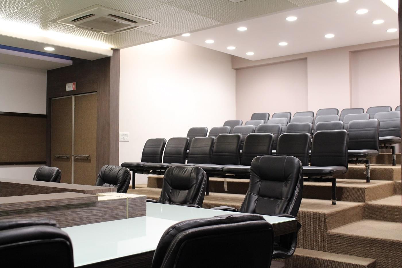 Bhagwan Mahavir University Surat Campus photo 5