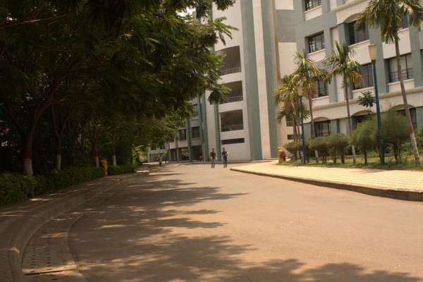 Indira College of Commerce & Science Tathawade Academic Building photo 12