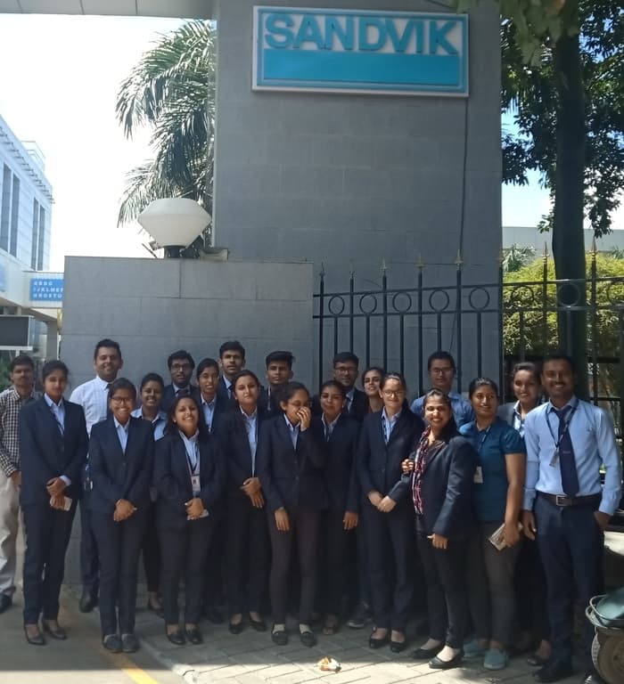 Dr. DY Patil Institute of Management Studies Akurdi Events photo 19