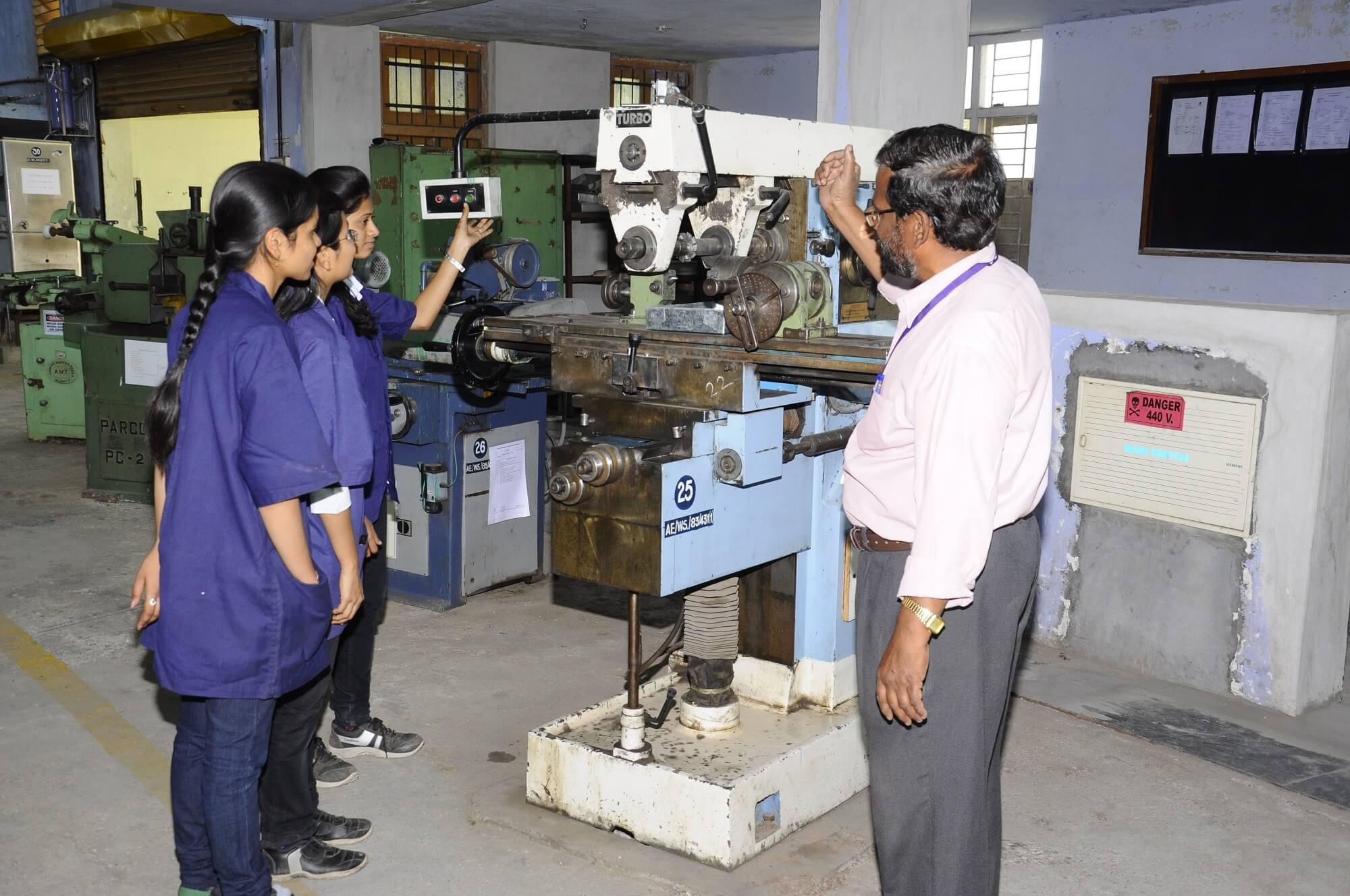 Chhatrapati Shivaji Polytechnic Satara photo_app photo 1