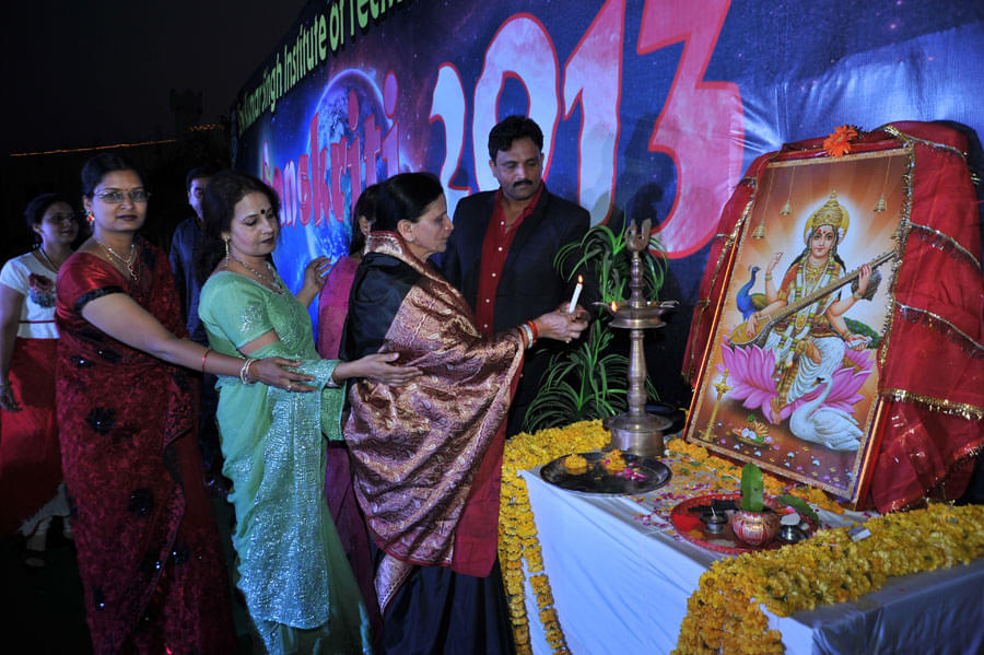 Shiv Kumar Singh Institute of Technology & Science Indore Extra Curriculars photo 15