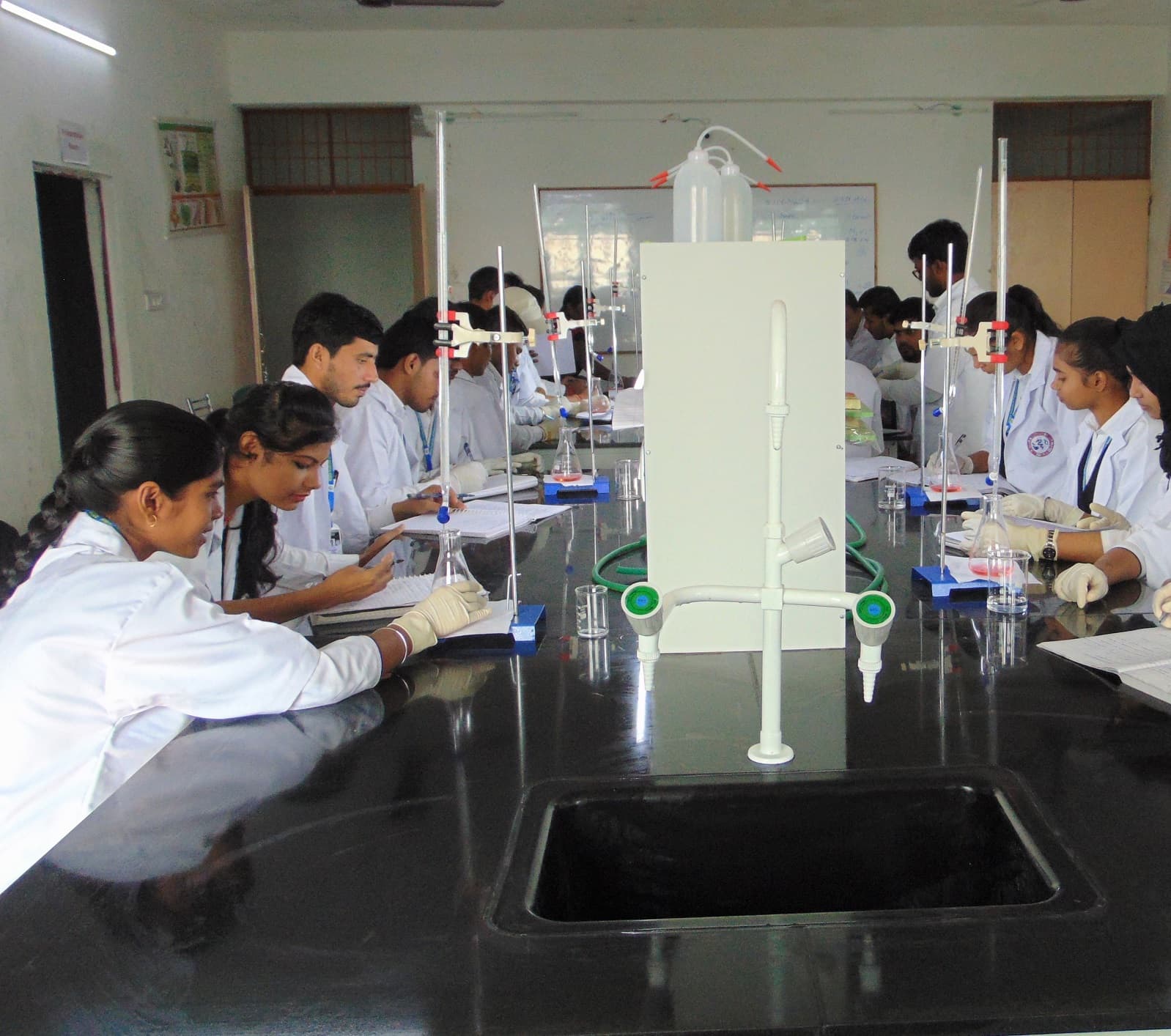 Nibha Institute of Pharmaceutical Sciences Nalanda Labs photo 2