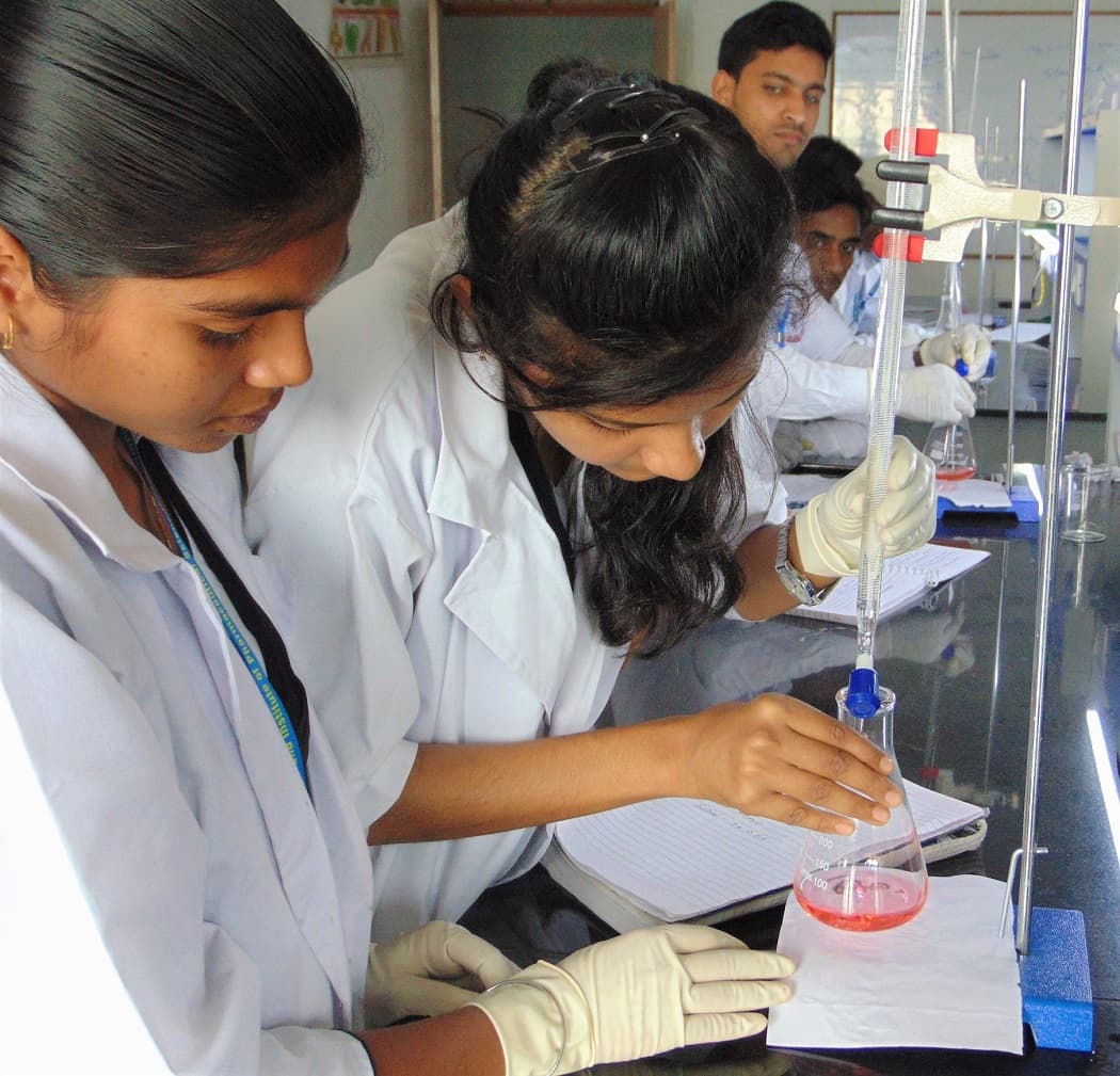 Nibha Institute of Pharmaceutical Sciences Nalanda Labs photo 3