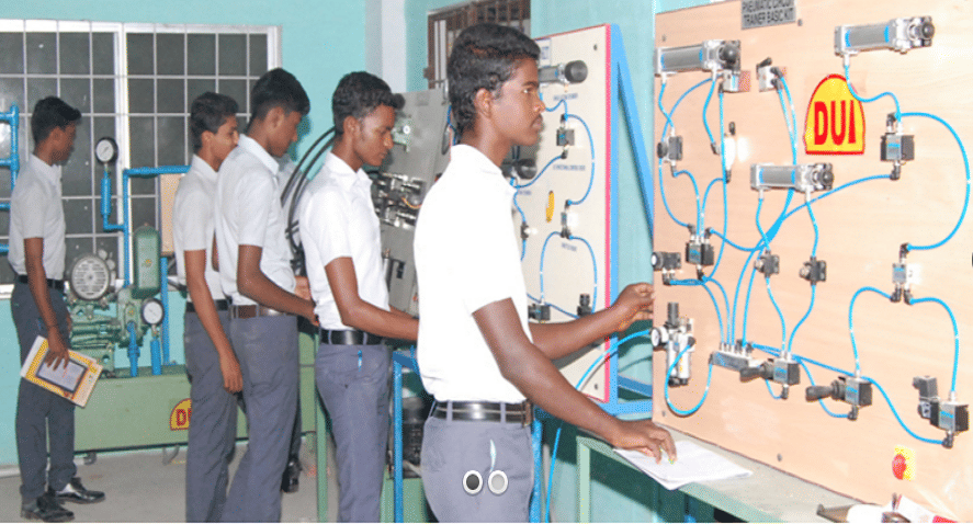 Veludaiyar Polytechnic College Tiruvarur photo_app photo 1