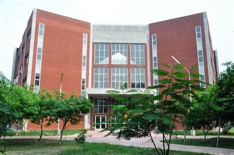 Directorate of Open & Distance Learning, GNDU Amritsar Campus photo 8