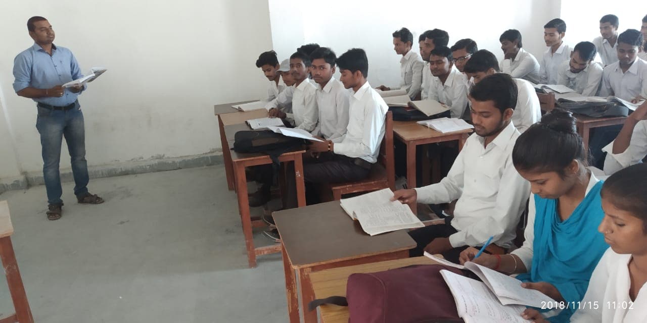 Government Polytechinic Naraini Banda Classroom and Laboratory Infrastructure photo 3