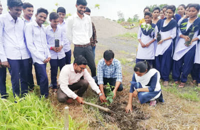 Shraddha Institute of Pharmacy Washim Campus photo 4