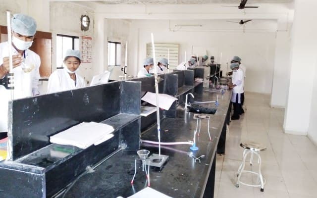 Shraddha Institute of Pharmacy Washim Campus photo 7