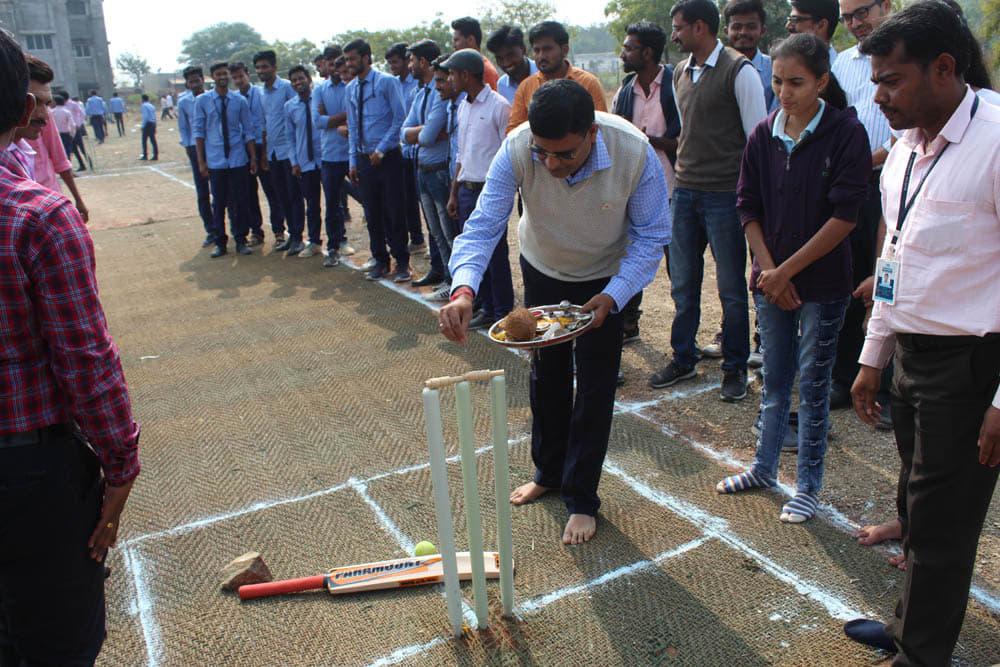 Rajarshi Shahu College of Pharmacy Buldana Sports Day Celebration photo 1