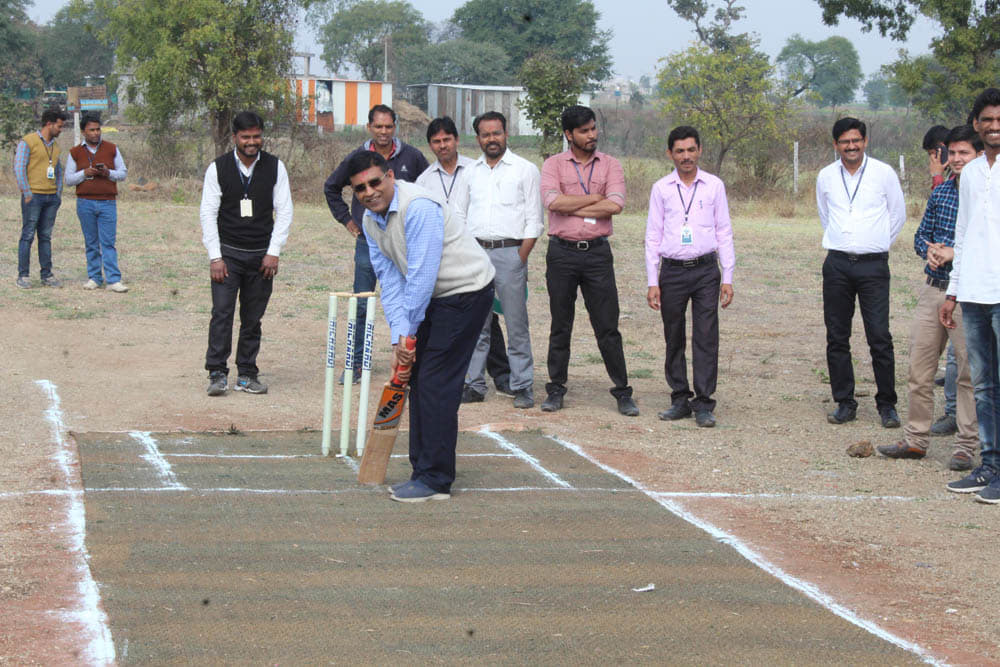 Rajarshi Shahu College of Pharmacy Buldana Sports Day Celebration photo 2