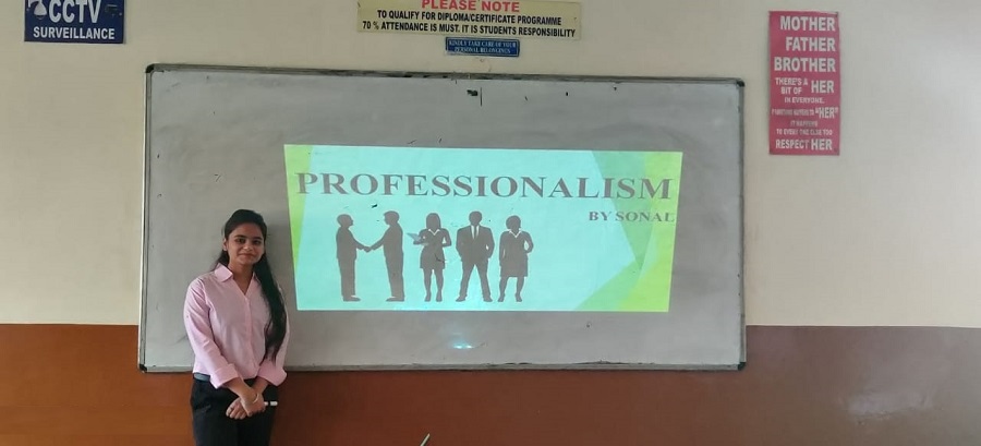 YMCA Institute for Office Management New Delhi Student Presentations photo 4