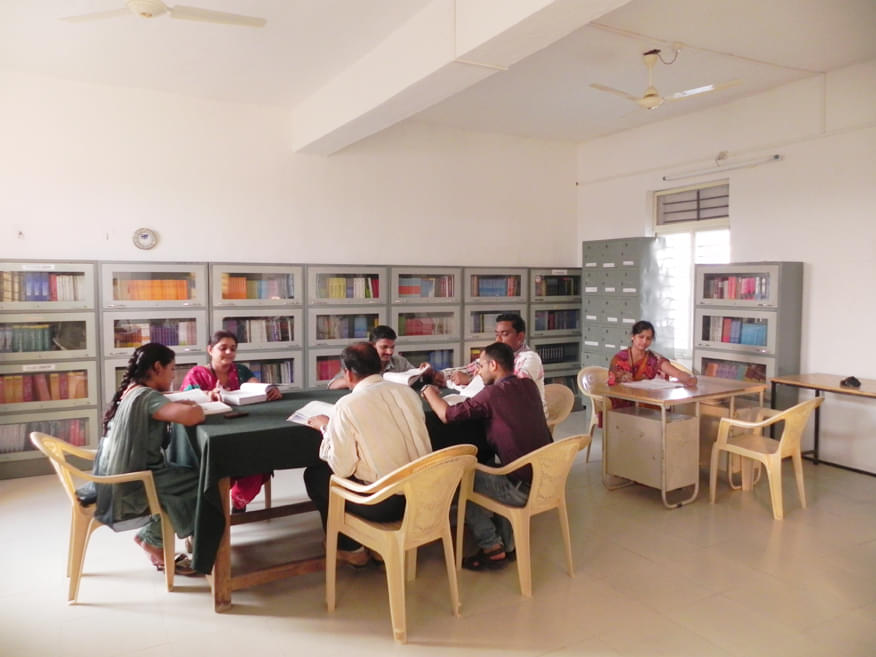 Gangamai College of Pharmacy Naigaon College Ambience photo 15