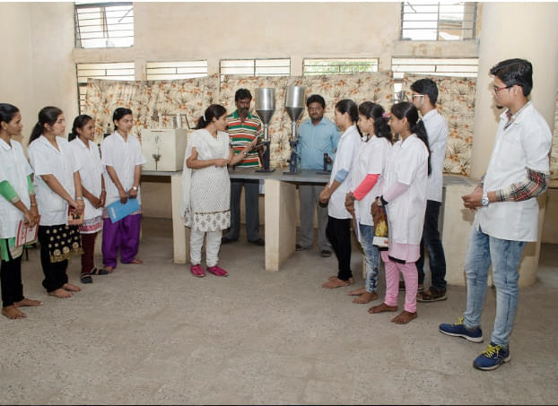 Shri Gulabrao Deokar College of Pharmacy Jalgaon Campus photo 8